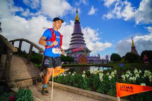 BIB: 5054
                            <button type="button" onclick="openModal(19228263)" class="btn btn-primary btn-sm float-right btn-popup" data-toggle="modal" data-target=".modal-high-quality">
                        <i class="fas fa-shopping-cart"></i> Add to Cart
                    </button>
                                            <button type="button" onclick="isThisMe(19228263, true)" class="btn btn-success btn-sm float-right btn-popup btn-isme hidden" data-toggle="tooltip" data-placement="bottom" title="นี่คือรูปของคุณใช่ไหม คลิกที่นี่เพื่อเอาเข้าอัลบั้ม">
                        <i class="fas fa-plus"></i> Add to album
                    </button>
                    <button type="button" onclick="isThisMe(19228263, false)" class="btn btn-warning btn-sm float-right btn-popup btn-isnotme hidden">
                        <i class="fas fa-ban"></i> Remove from album
                    </button>